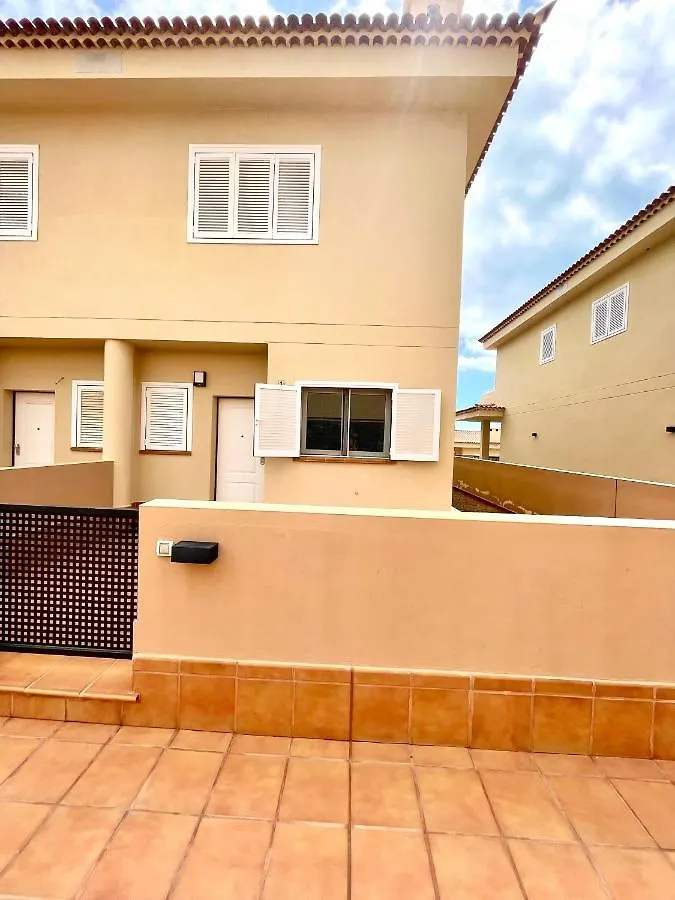 Casa Del Sol Villa Puerto de Santiago  Holiday home